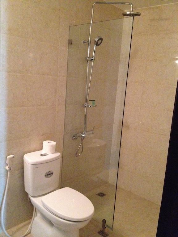 Royal Anan Hotel นิญบิ่ญ ห้อง รูปภาพ